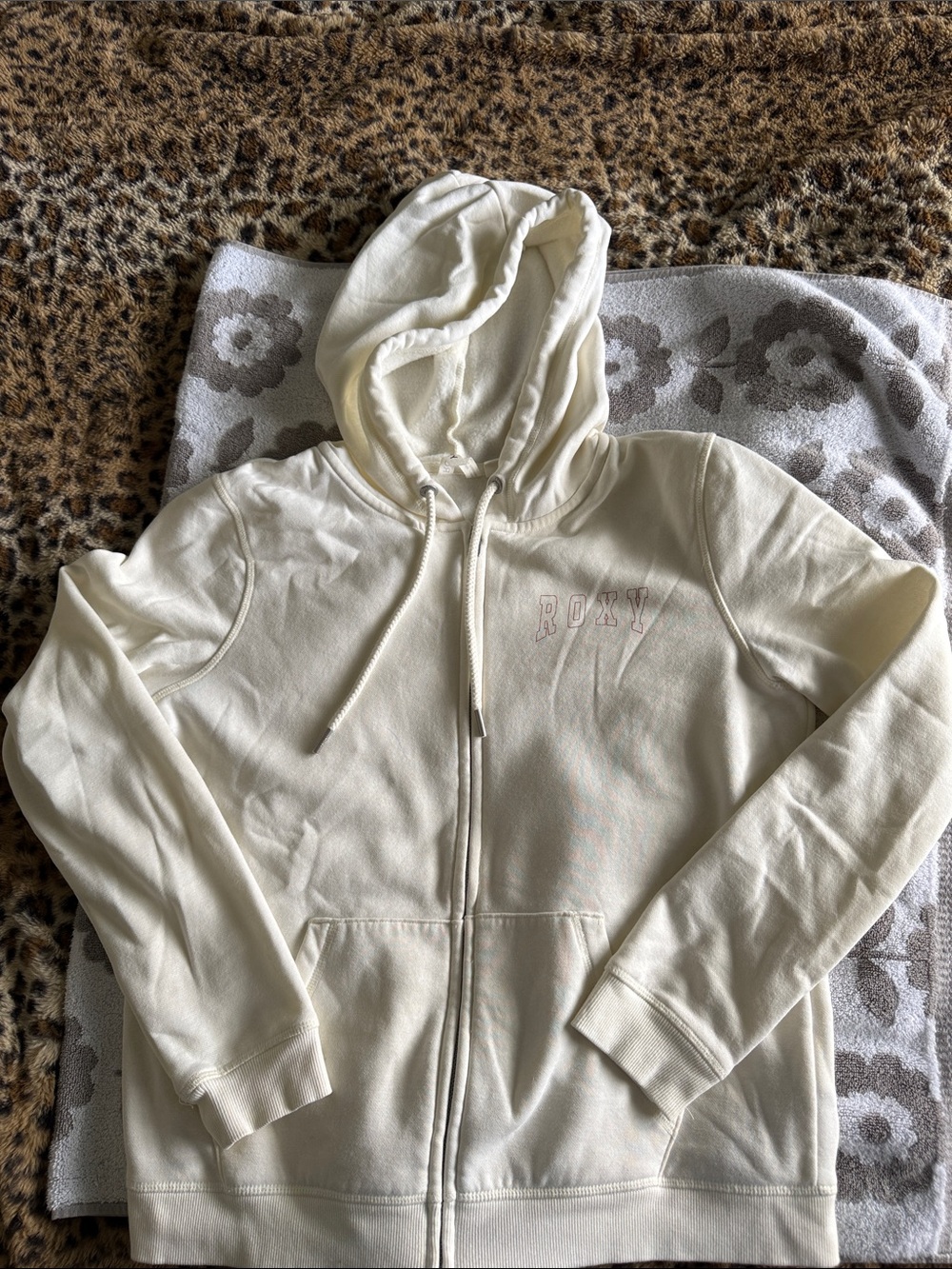 Roxy Cream Zip-Up Hoodie with Subtle Logo
